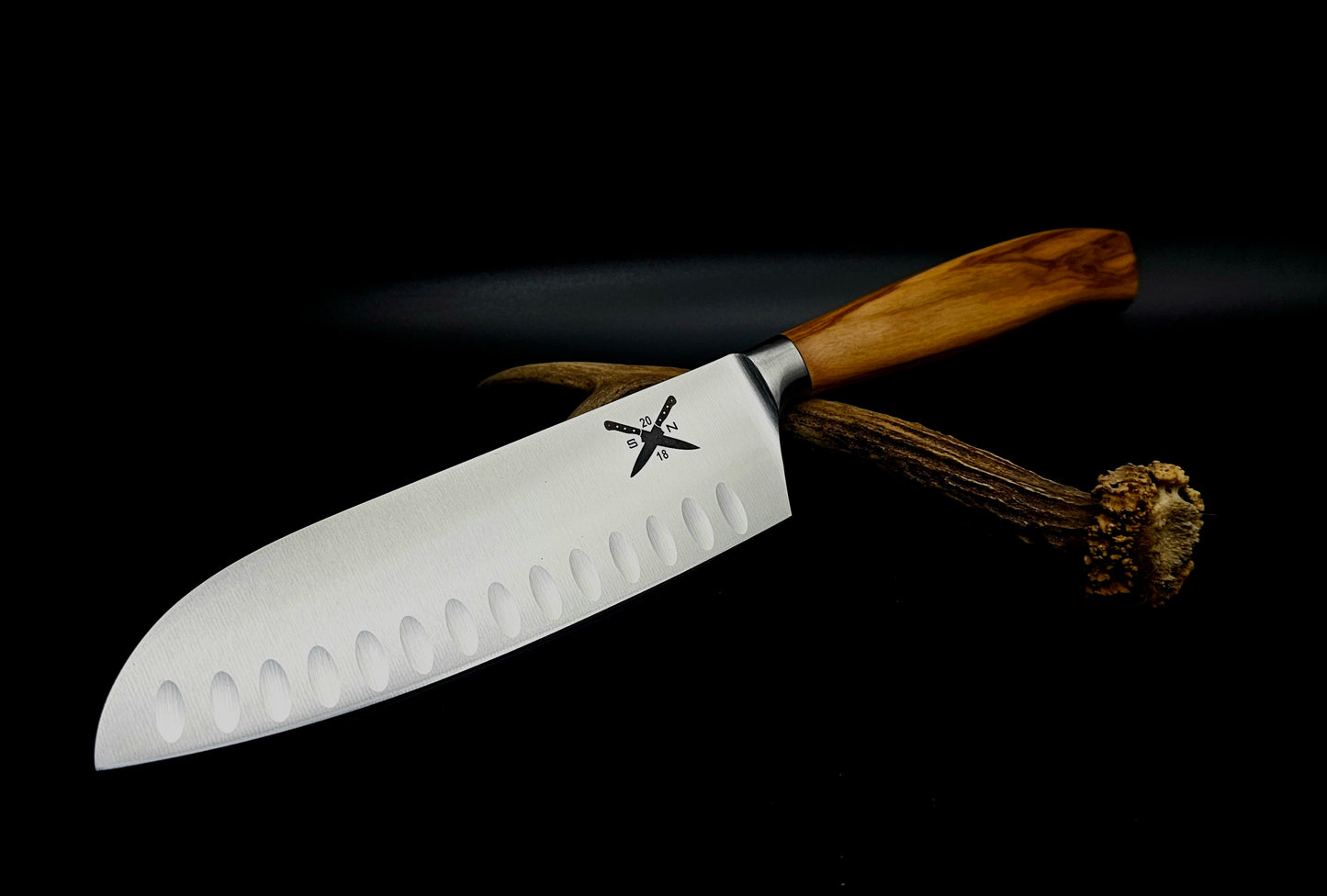 Santoku Messer mit Olivenholzgriff, 290 mm