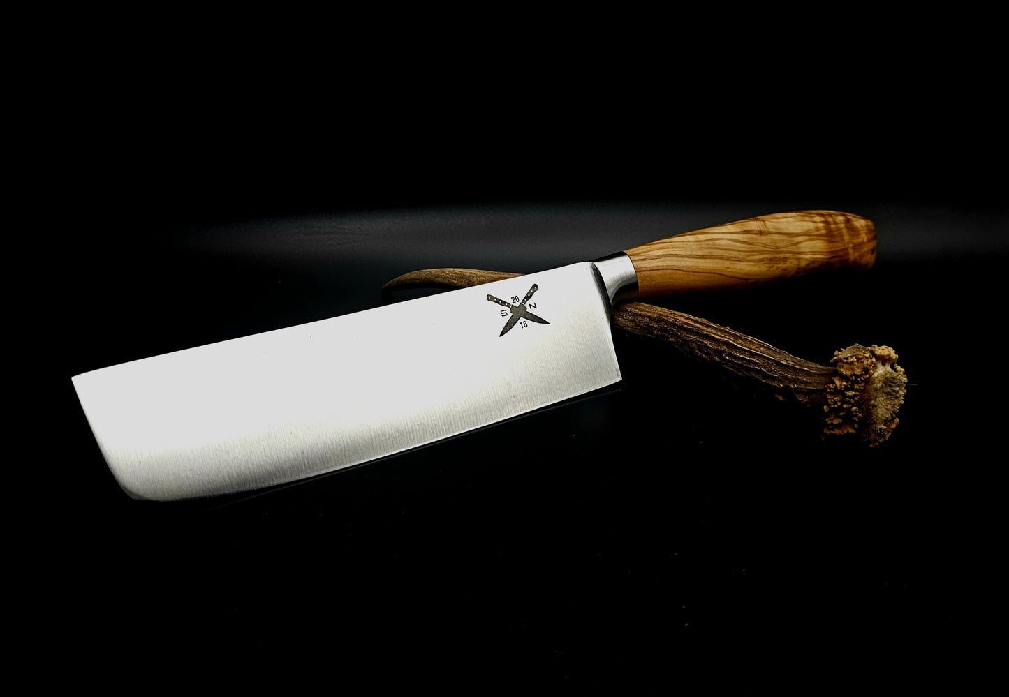 Nakiri Messer mit Olivenholzgriff – Japanisches Gemüsemesser 300 mm