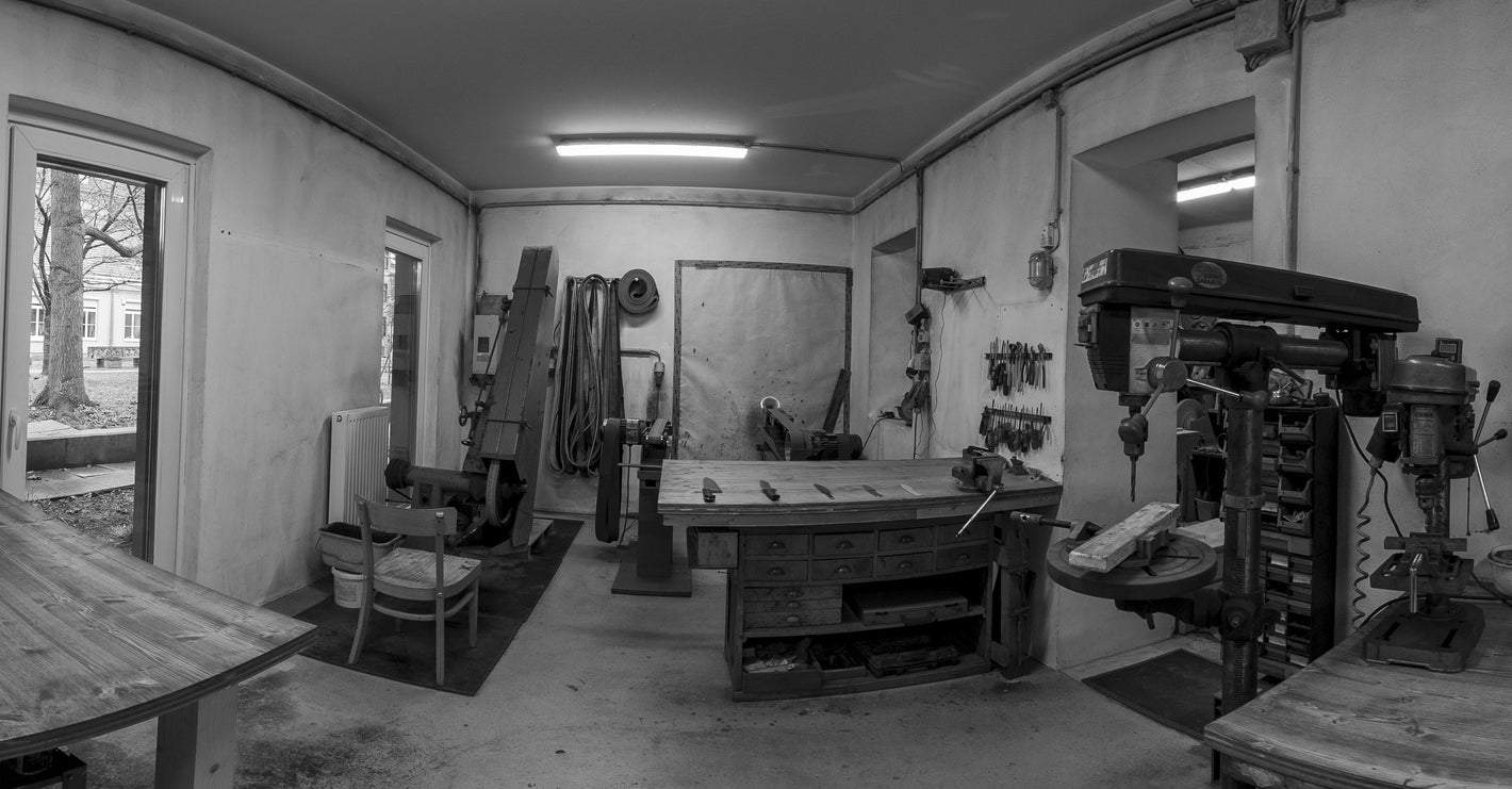 Werkstatt mit Werkbank